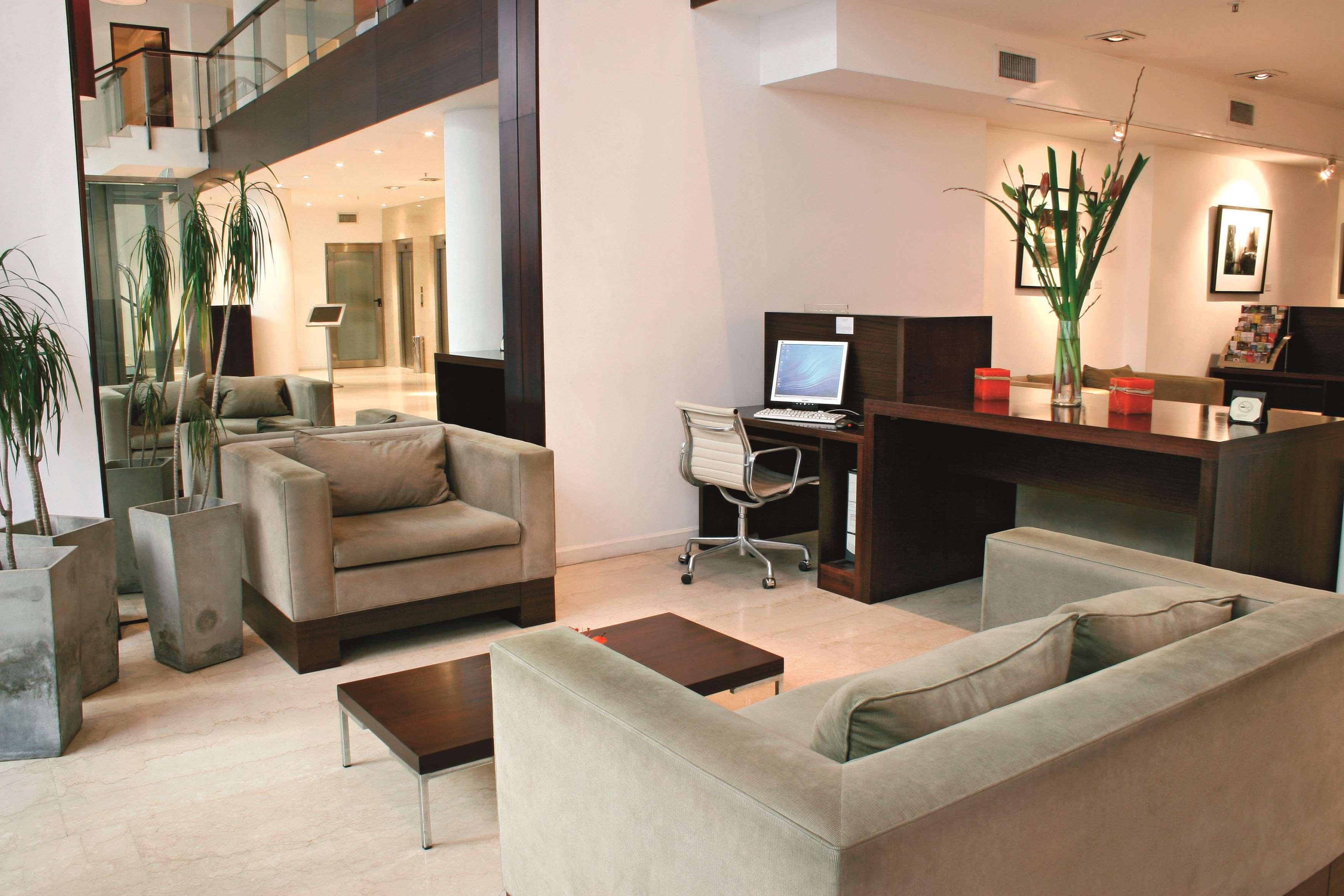 Dazzler By Wyndham Buenos Aires San Martin Hotel Exterior photo