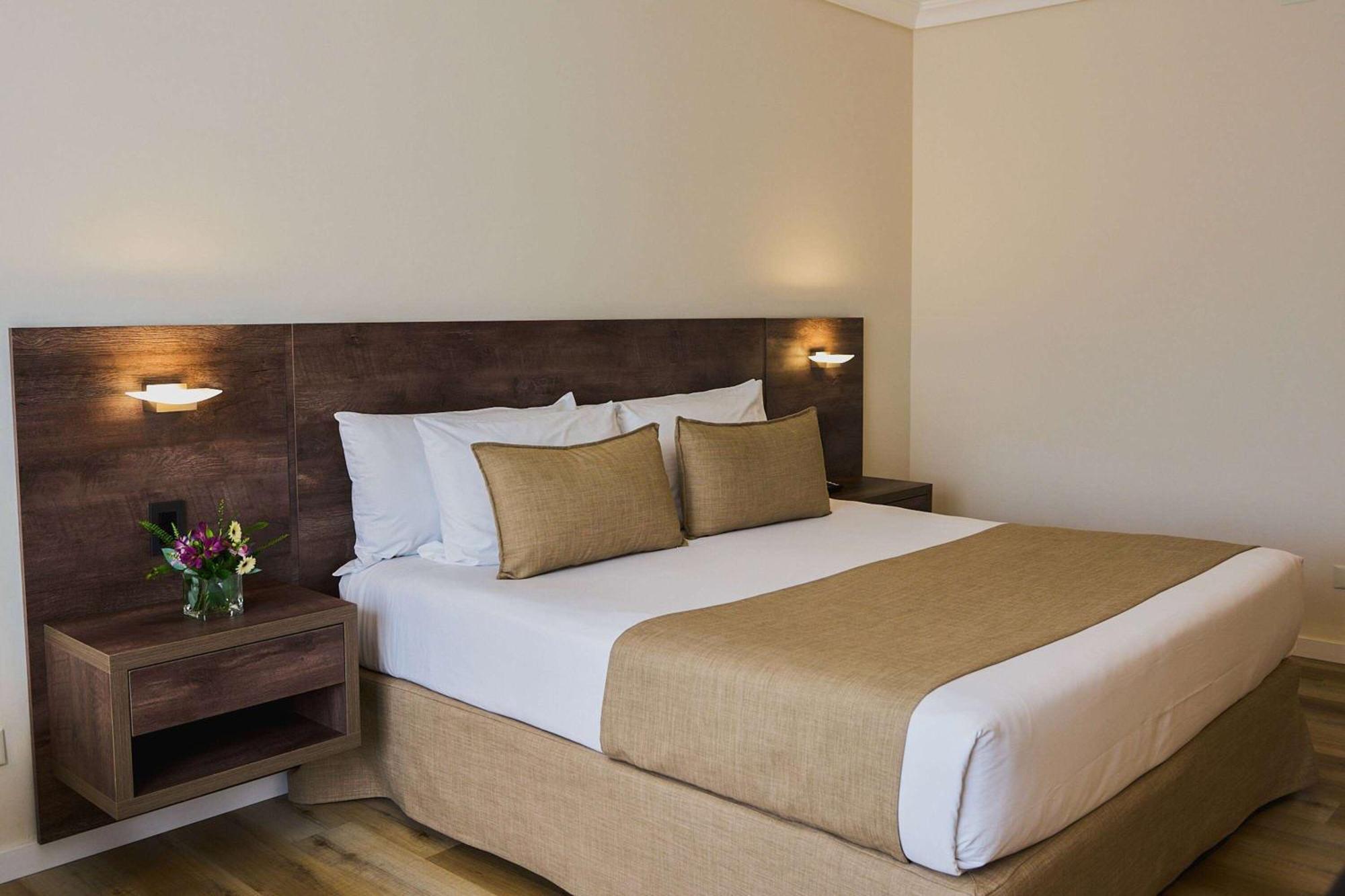 Dazzler By Wyndham Buenos Aires San Martin Hotel Exterior photo