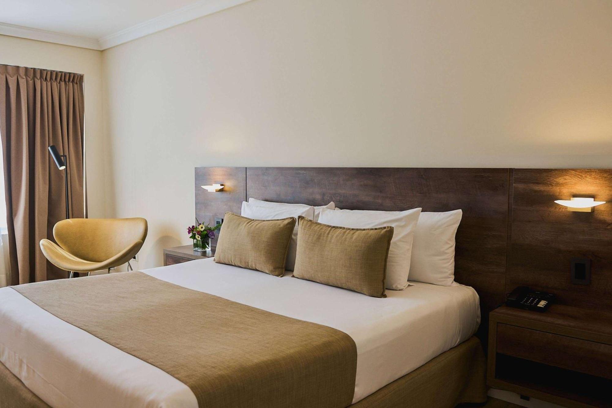 Dazzler By Wyndham Buenos Aires San Martin Hotel Exterior photo