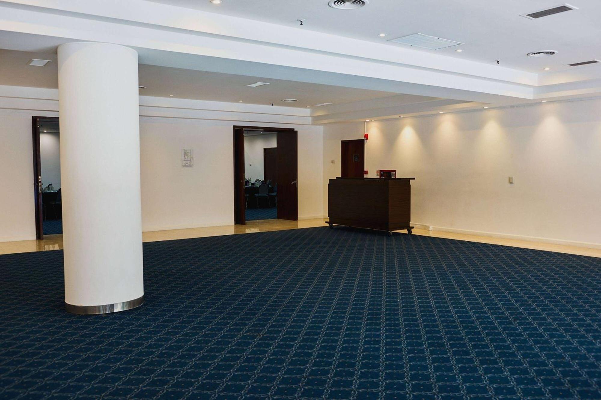 Dazzler By Wyndham Buenos Aires San Martin Hotel Exterior photo