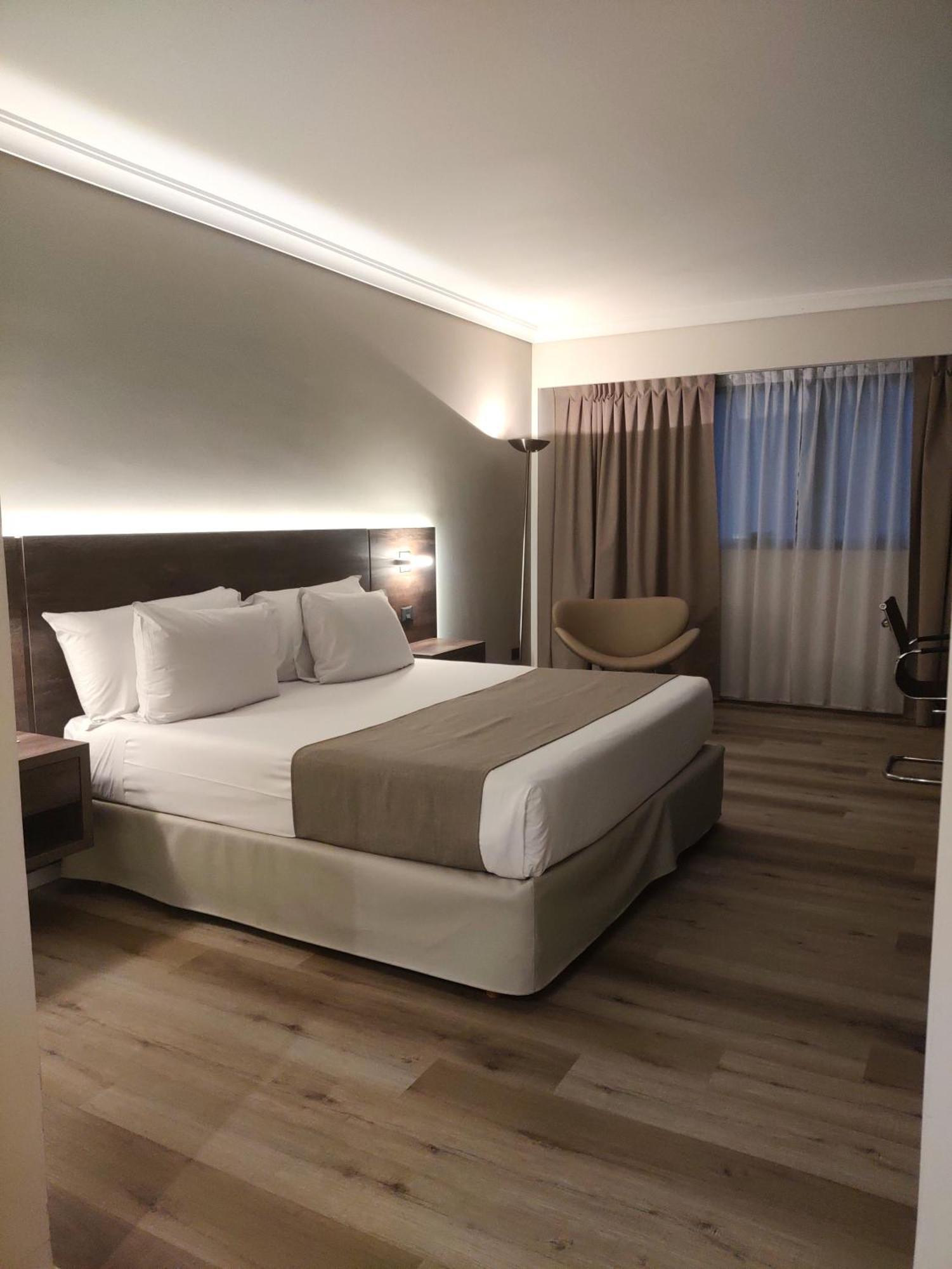 Dazzler By Wyndham Buenos Aires San Martin Hotel Room photo