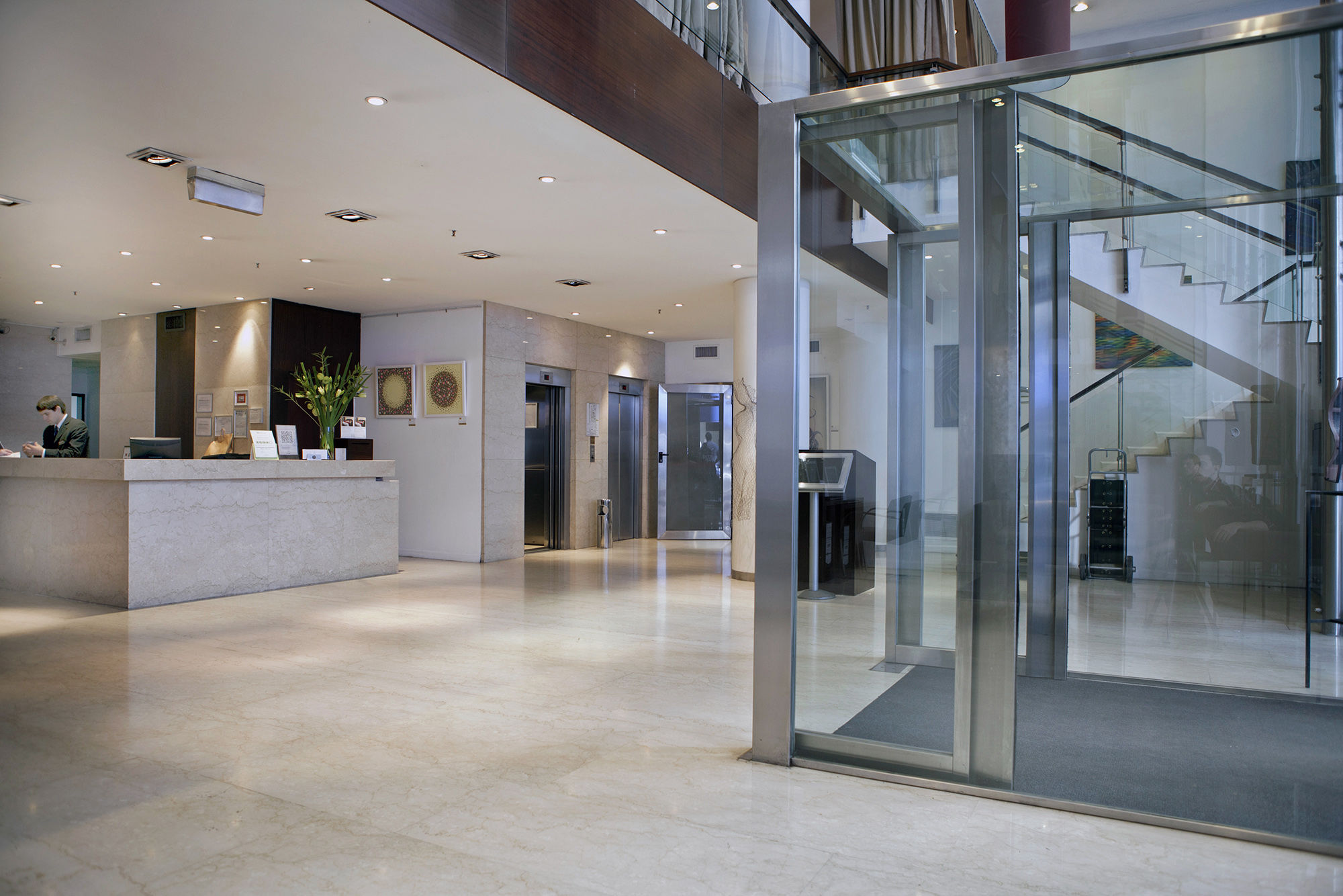 Dazzler By Wyndham Buenos Aires San Martin Hotel Exterior photo